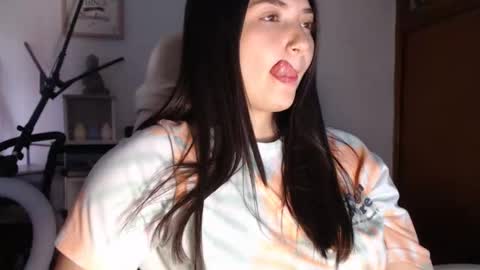 Emily Jang online show from 10.05.25