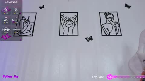 Snapshot of emilyrive chatting on 02.17.25 Emily online show from 02.17.25