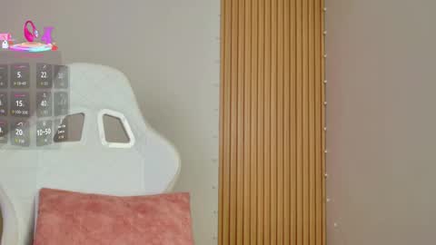 Snapshot of emilyrive chatting on 11.12.25 Emily online show from 11.12.25