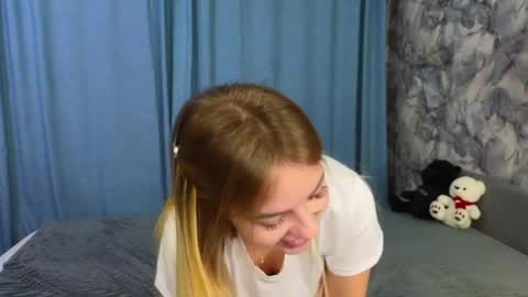 Emily Robbie online show from 01.09.25