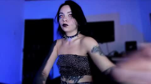  Emily Support me to have 100 likes plx online show from 03.30.26