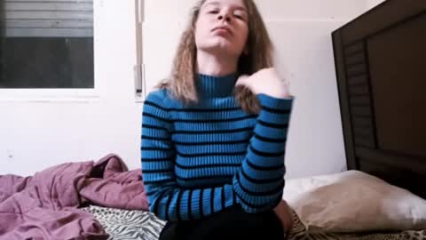 Snapshot of emilysaechao chatting on 02.10.26 Emily online show from 02.10.26