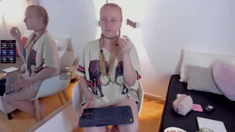 Summer 3 online show from 03.22.26