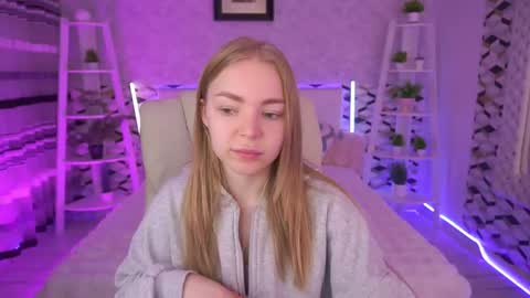 Snapshot of emilysunshines chatting on 04.18.26 MY NAME IS Emily WELCOME EVERYONE I WILL BE HAPPY TO GIVE YOU WHAT YOU HAVE DREAMED OF FOR SO LONG online show from 04.18.26