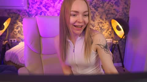 Snapshot of emilysunshines chatting on 04.24.26 MY NAME IS Emily WELCOME EVERYONE I WILL BE HAPPY TO GIVE YOU WHAT YOU HAVE DREAMED OF FOR SO LONG online show from 04.24.26