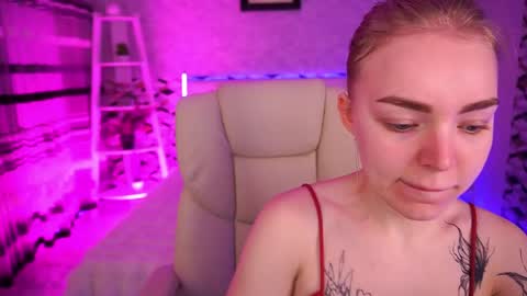 Snapshot of emilysunshines chatting on 05.11.26 MY NAME IS Emily WELCOME EVERYONE I WILL BE HAPPY TO GIVE YOU WHAT YOU HAVE DREAMED OF FOR SO LONG online show from 05.11.26