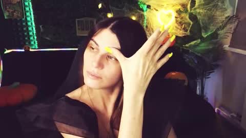 Emily online show from 11.02.25