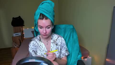 Emily online show from 02.02.25