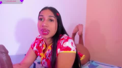 Snapshot of emilyy_walker chatting on 02.14.26 emilyy_walker online show from 02.14.26