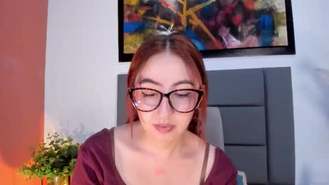 Emilyy Watson online show from 11.28.25