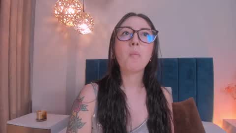 Emilyy Watson online show from 06.17.26