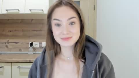 Nadya online show from 02.04.25