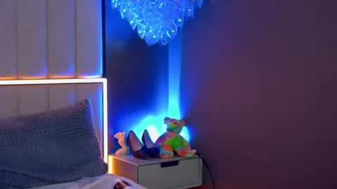 Snapshot of emisterling chatting on 07.14.26 emisterling online show from 07.14.26