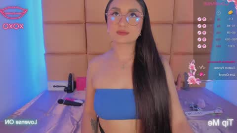 emma__js_ online show from 04.30.26