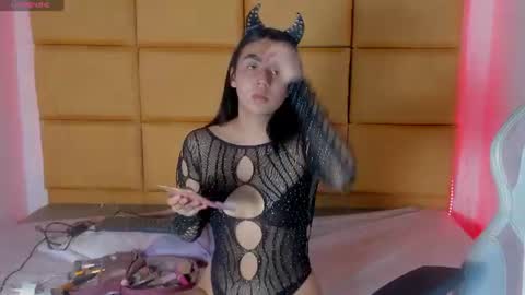 emma__js_ online show from 06.15.26