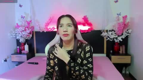 emma_ayala online show from 06.03.26