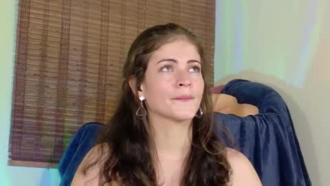 Snapshot of emma_blanco chatting on 02.12.25 Emma online show from 02.12.25