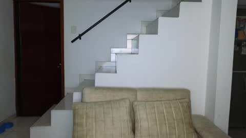 Snapshot of emma_blue_ chatting on 10.26.25 Emma Blue modelo independiente online show from 10.26.25