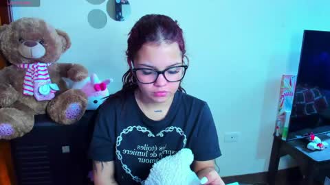 emma_boo_ online show from 04.24.26