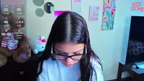 Snapshot of emma_boo_ chatting on 06.19.26 emma_boo_ online show from 06.19.26