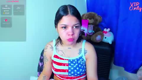 Snapshot of emma_boo_ chatting on 07.13.26 emma_boo_ online show from 07.13.26