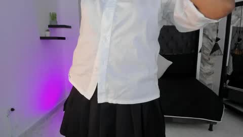 Emma online show from 04.27.26