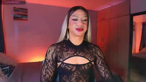 Snapshot of emma_demonn chatting on 09.16.25 Mistress Emma Demon online show from 09.16.25