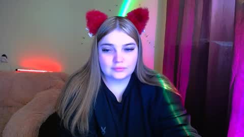 Snapshot of emma_dorn chatting on 02.12.26 Eva online show from 02.12.26