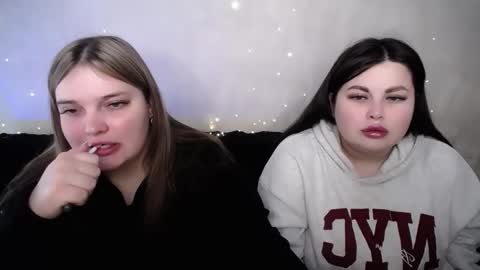 Snapshot of emma_dorn chatting on 03.22.26 Eva online show from 03.22.26