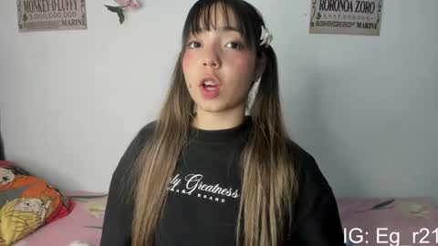 Snapshot of emma_grayys chatting on 06.17.26 emma_grayys online show from 06.17.26