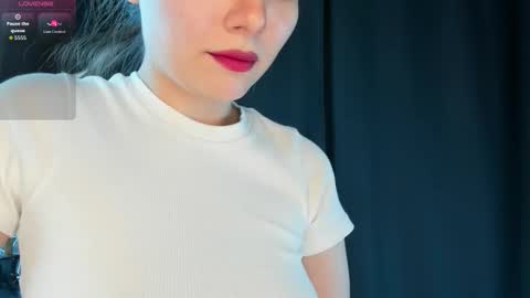 Snapshot of emma_groot chatting on 10.02.25 emma_groot online show from 10.02.25