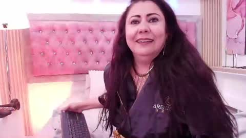 Emma 3 online show from 07.28.26