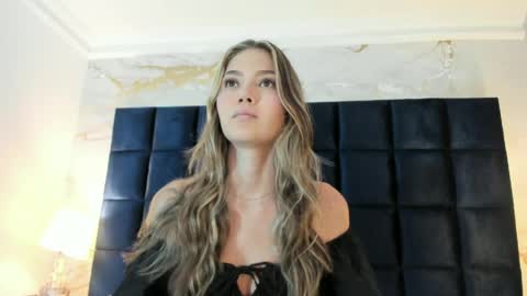 emma_jhoons online show from 05.04.26