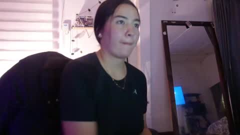 Snapshot of emma_johnson_ chatting on 01.13.25 emma_johnson_ online show from 01.13.25