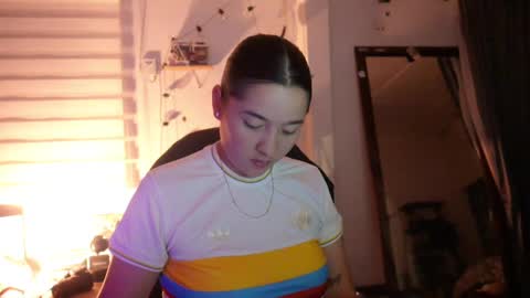 Snapshot of emma_johnson_ chatting on 01.14.25 emma_johnson_ online show from 01.14.25