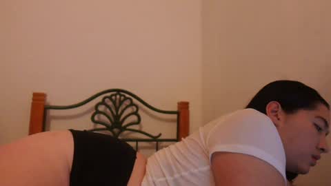 Snapshot of emma_johnson_ chatting on 10.06.25 emma_johnson_ online show from 10.06.25