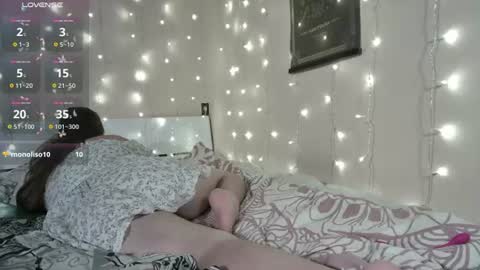 Snapshot of emma_just chatting on 06.22.26 emma_just online show from 06.22.26