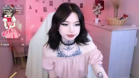 emma_kirks online show from 06.09.26