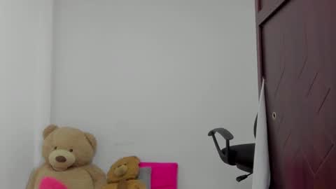 whises lits        online show from 10.28.25