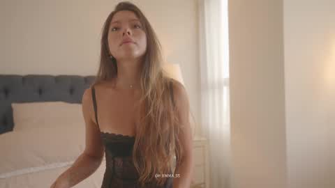 Snapshot of emma_lu1 chatting on 09.21.25 emma_lu1 online show from 09.21.25