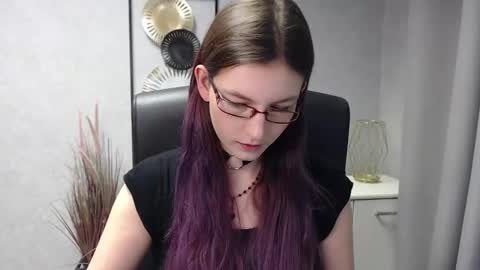 emma online show from 12.12.24