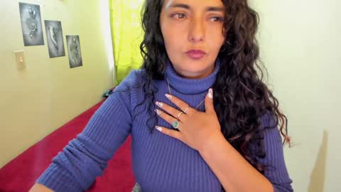 Snapshot of emma_luxy chatting on 12.29.24  emma luxy online show from 12.29.24