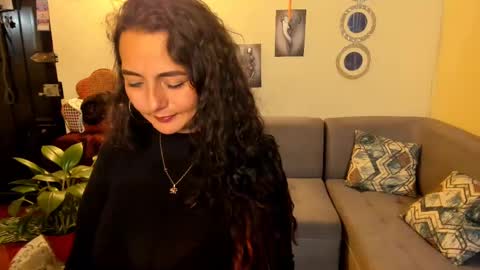 Snapshot of emma_luxy chatting on 02.20.25  emma luxy online show from 02.20.25