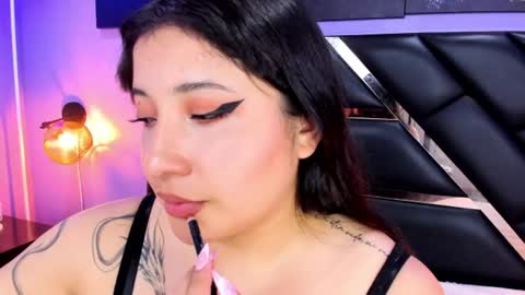 Snapshot of emma_monserratt chatting on 06.18.26 Emma Monserratt online show from 06.18.26