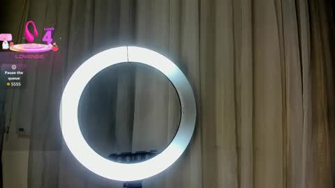 Snapshot of emma_morgann chatting on 09.29.25 Emma Morgann online show from 09.29.25