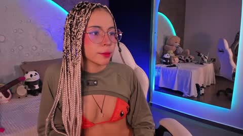     online show from 12.05.24