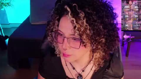Snapshot of emma_nakamura chatting on 07.21.26 online show from 07.21.26