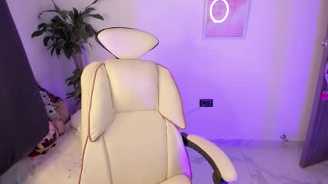 Emma online show from 03.08.26