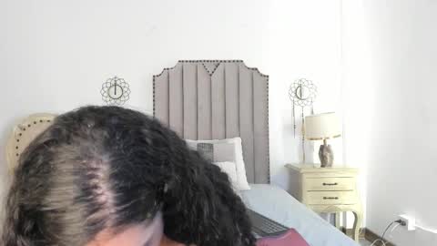 emma scott 7 online show from 11.05.25