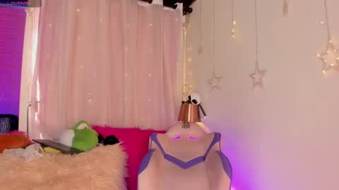 EMMA  online show from 01.23.25